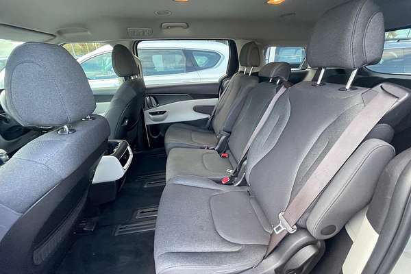 2023 Kia Carnival S KA4