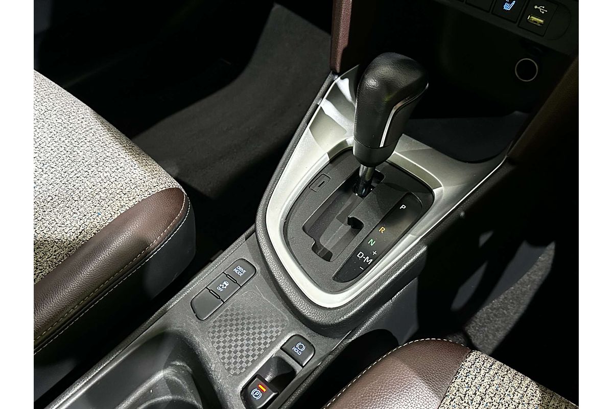 2021 Toyota Yaris Cross Urban MXPB10R