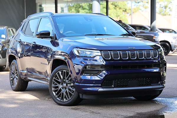 2023 Jeep Compass S-Limited M6