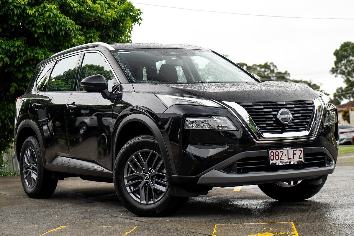 2024 Nissan X-TRAIL ST T33