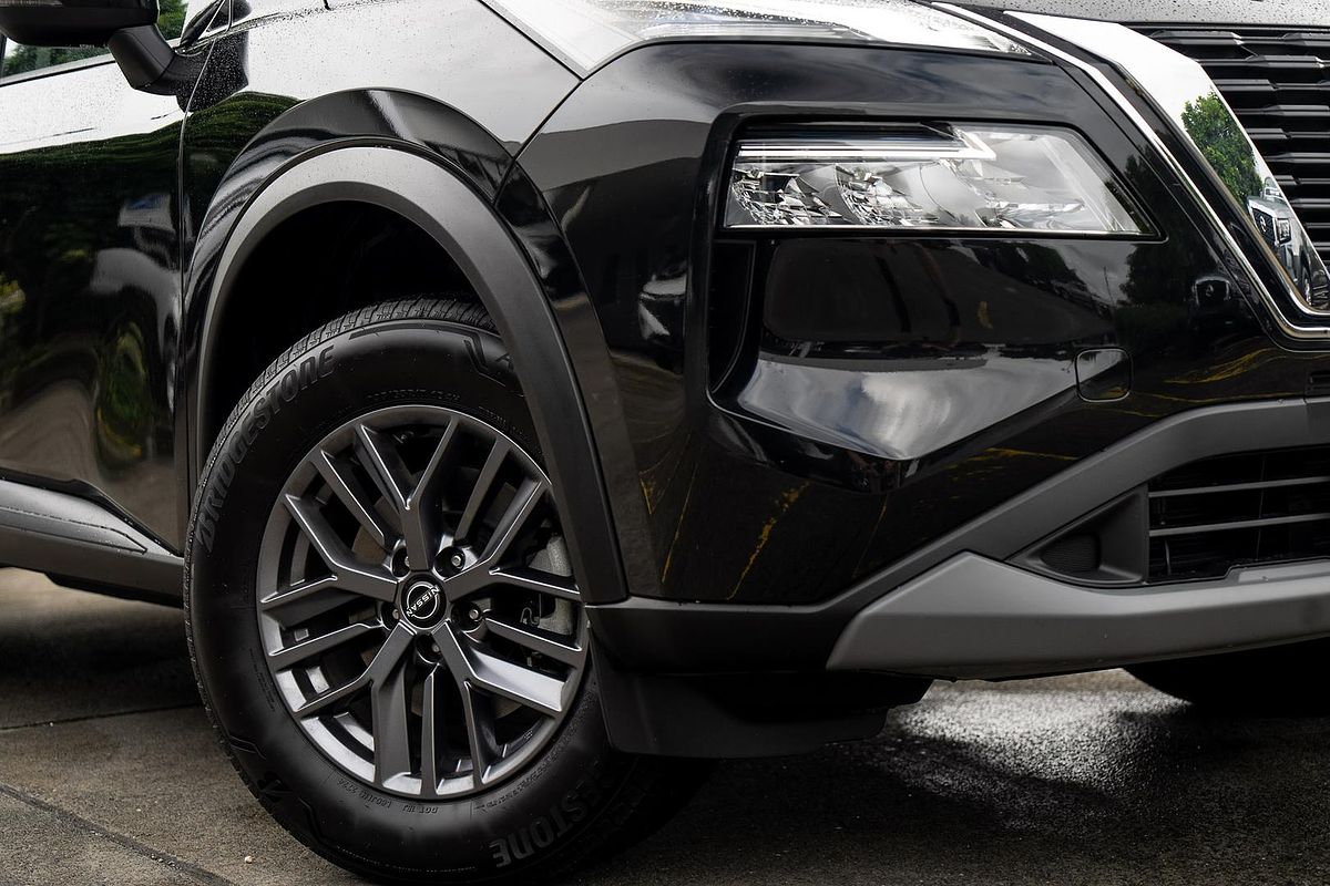 2024 Nissan X-TRAIL ST T33