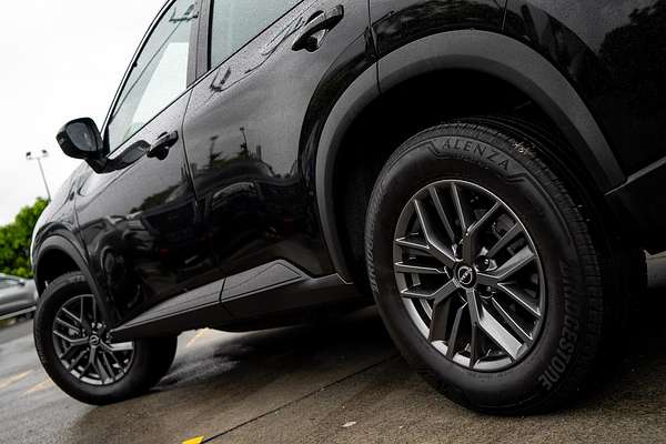 2024 Nissan X-TRAIL ST T33