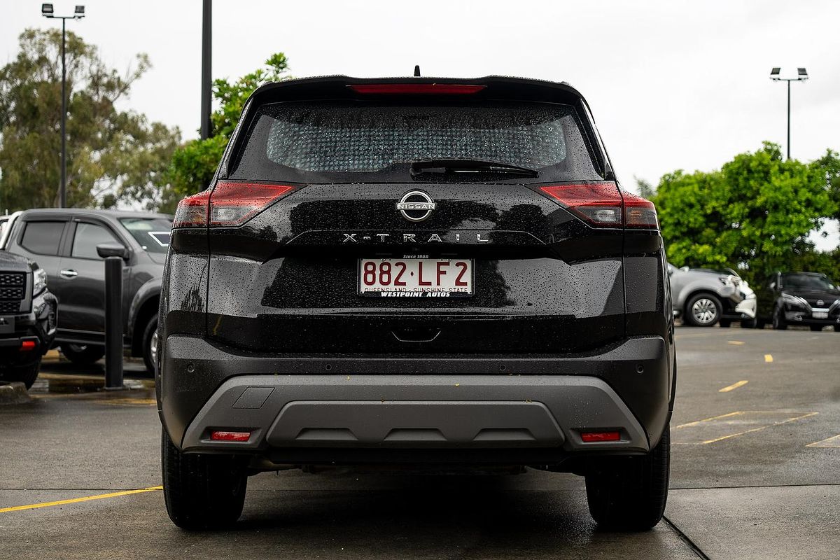 2024 Nissan X-TRAIL ST T33