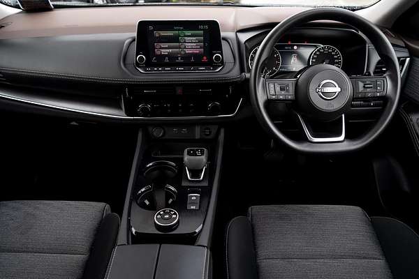 2024 Nissan X-TRAIL ST T33