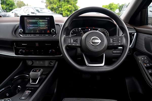2024 Nissan X-TRAIL ST T33