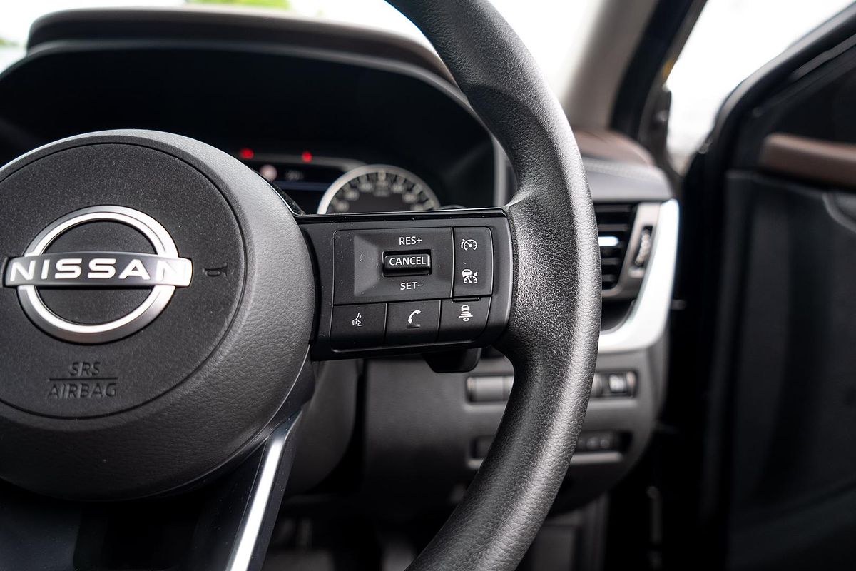 2024 Nissan X-TRAIL ST T33