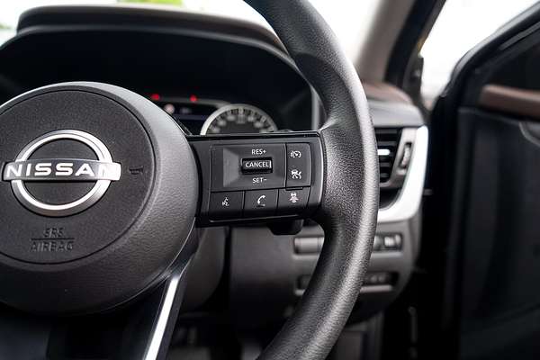 2024 Nissan X-TRAIL ST T33