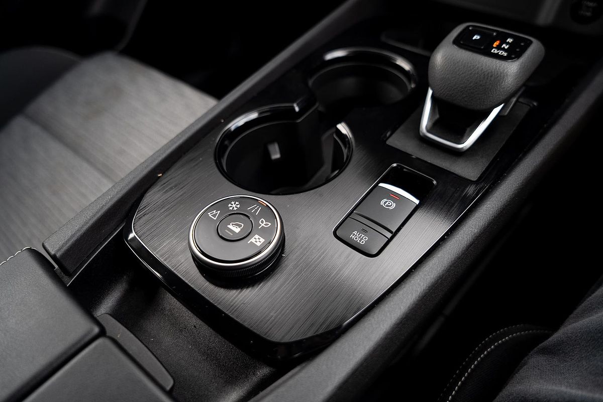 2024 Nissan X-TRAIL ST T33