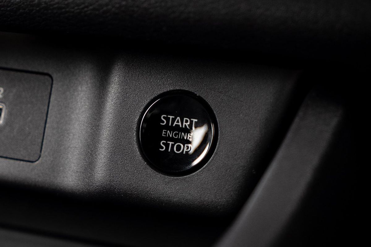 2024 Nissan X-TRAIL ST T33