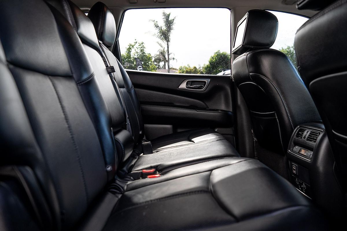 2017 Nissan Pathfinder Ti R52 Series II