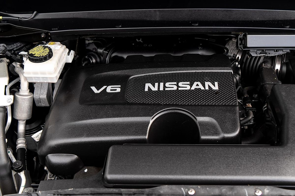 2017 Nissan Pathfinder Ti R52 Series II