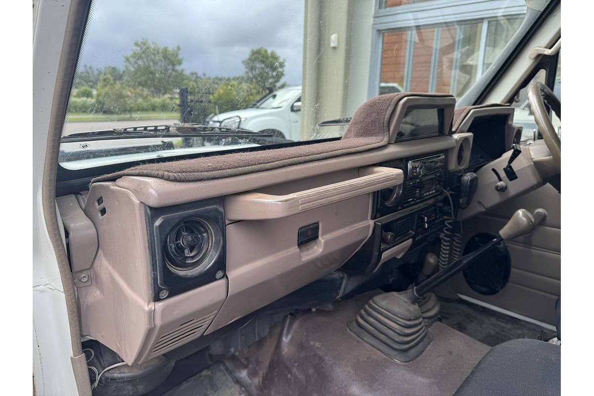 1996 Toyota Landcruiser Troopcarrier HZJ75RV