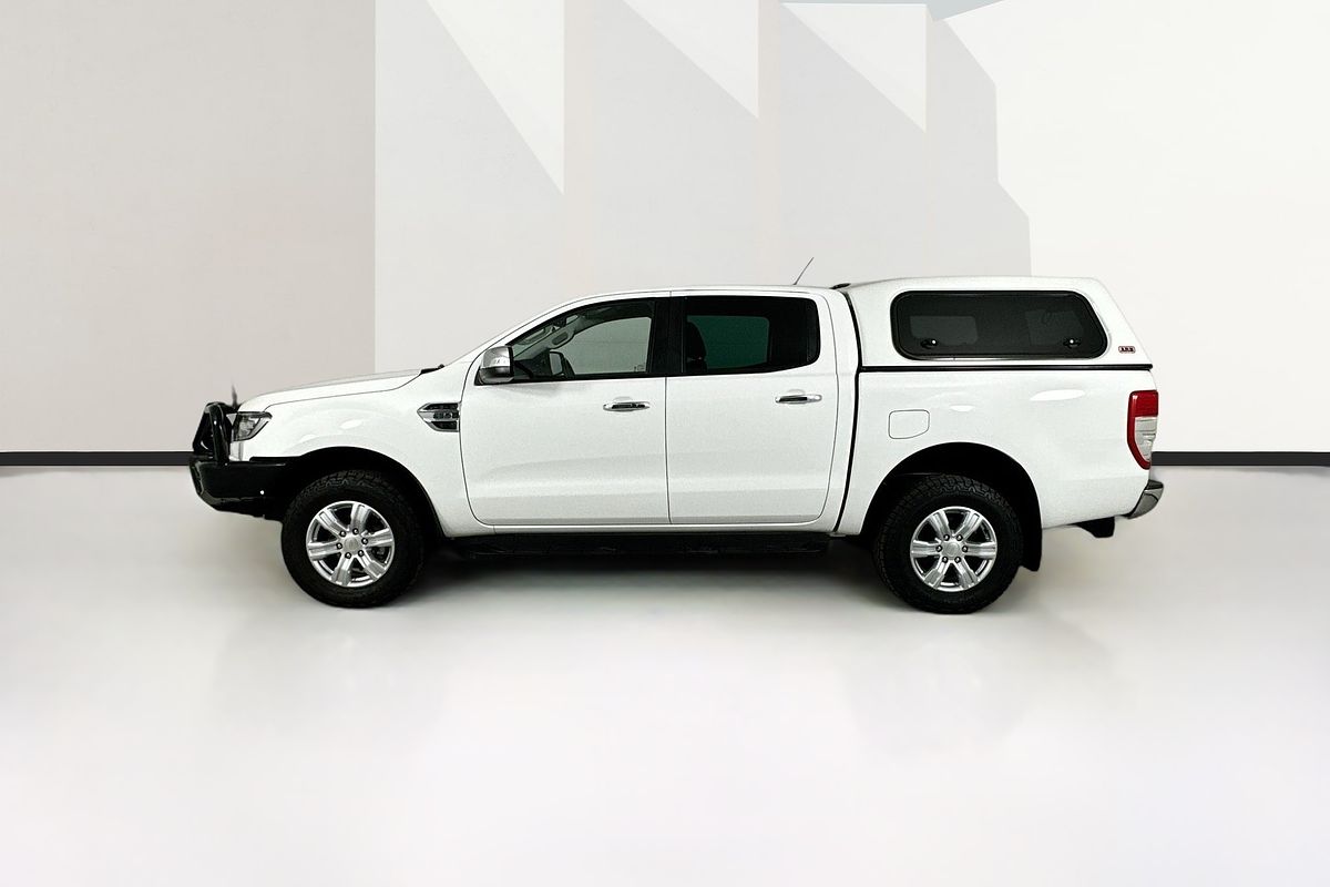 Vehicle photo 5