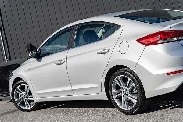 2018 Hyundai Elantra Elite AD