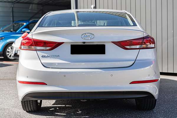 2018 Hyundai Elantra Elite AD