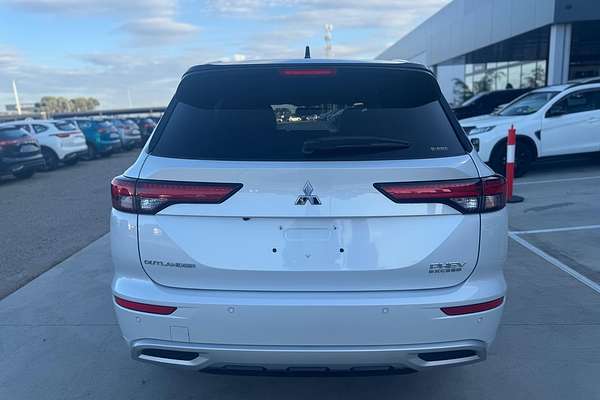 2022 Mitsubishi Outlander PHEV Exceed Tourer ZM