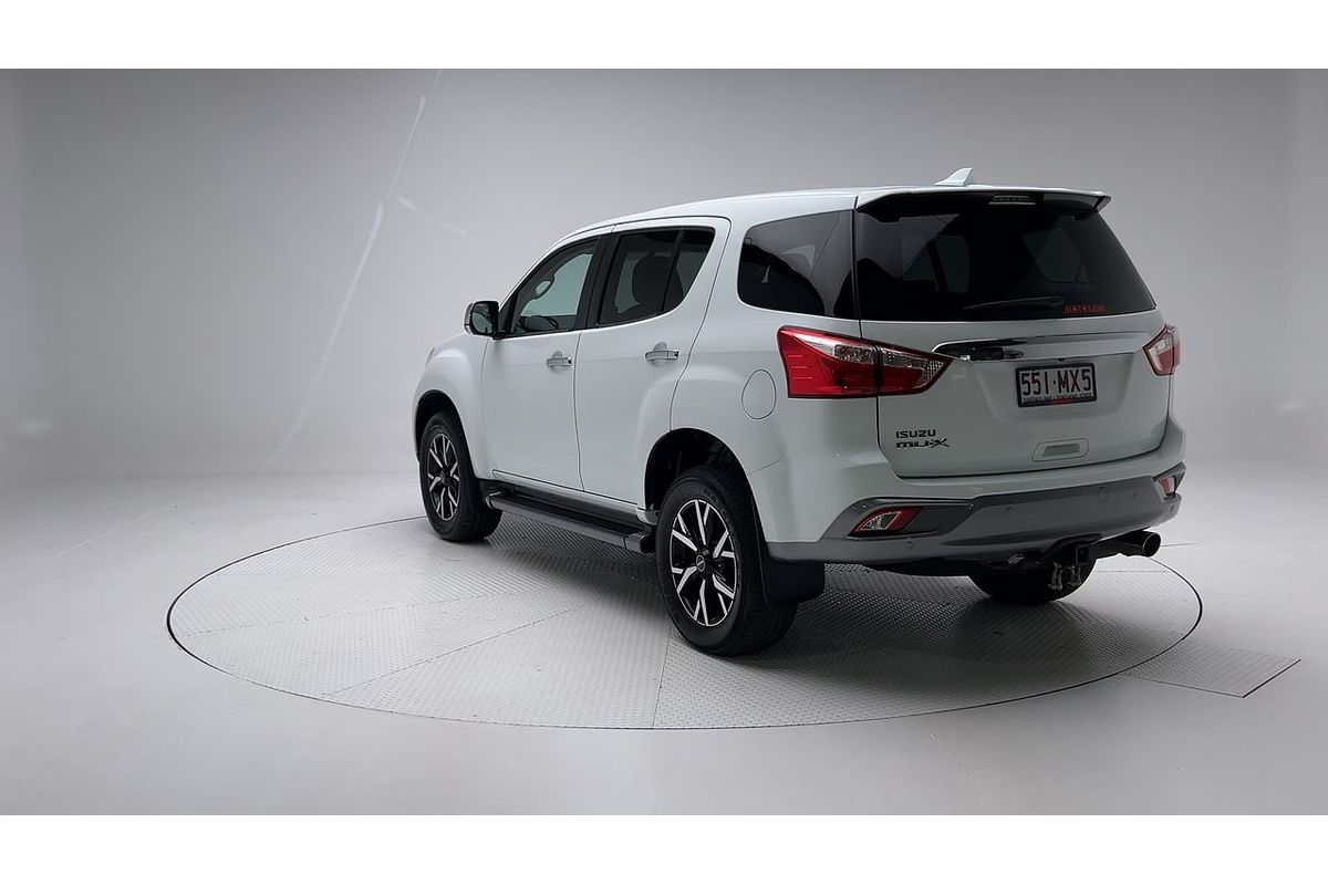 2020 Isuzu MU-X LS-T