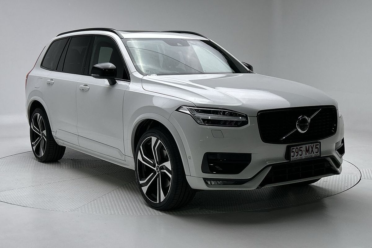 2021 Volvo XC90 T6 R-Design