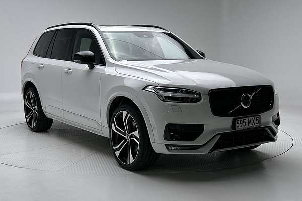 2021 Volvo XC90 T6 R-Design