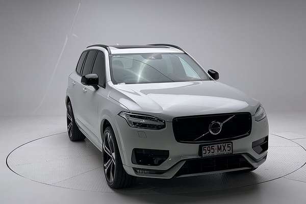 2021 Volvo XC90 T6 R-Design
