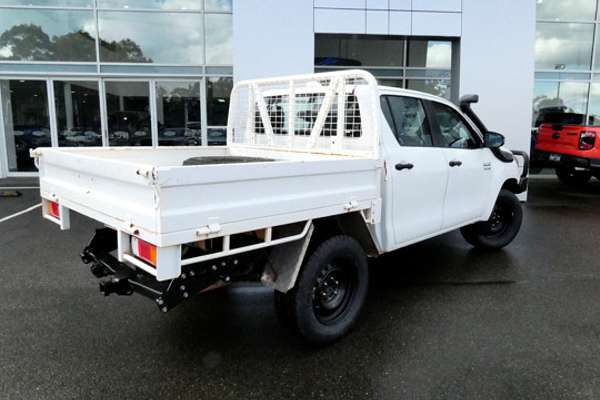 2022 Toyota Hilux SR5 GUN126R 4X4