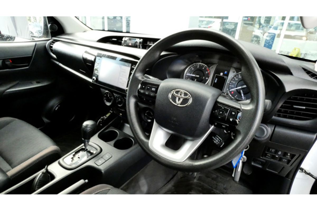 2022 Toyota Hilux SR5 GUN126R 4X4