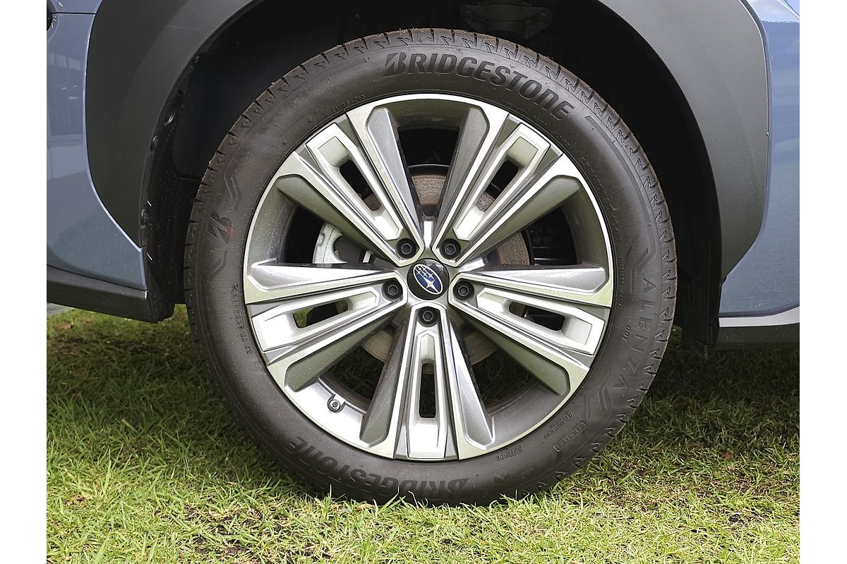 2024 Subaru Solterra AWD Touring E1-1