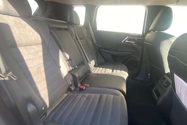 2024 Mitsubishi Outlander Aspire ZM