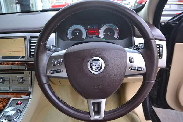2011 Jaguar XF S Luxury X250