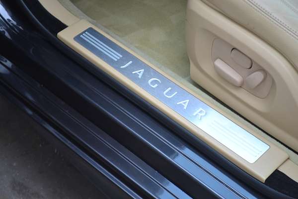 2011 Jaguar XF S Luxury X250