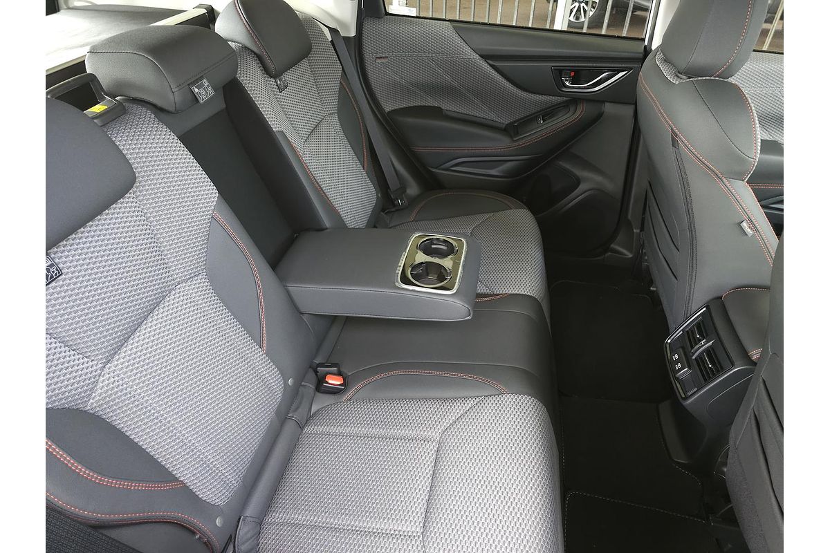 2024 Subaru Forester 2.5i Sport S5
