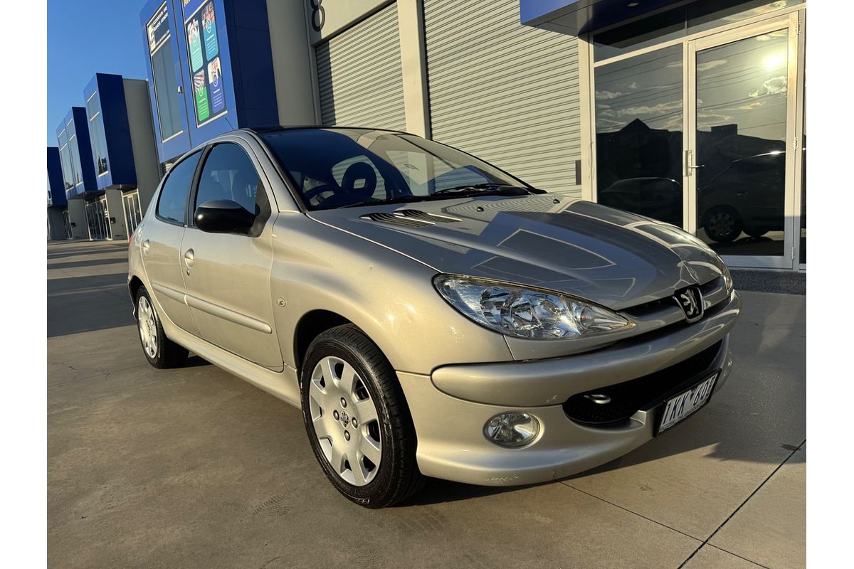 2007 Peugeot 206 C T1