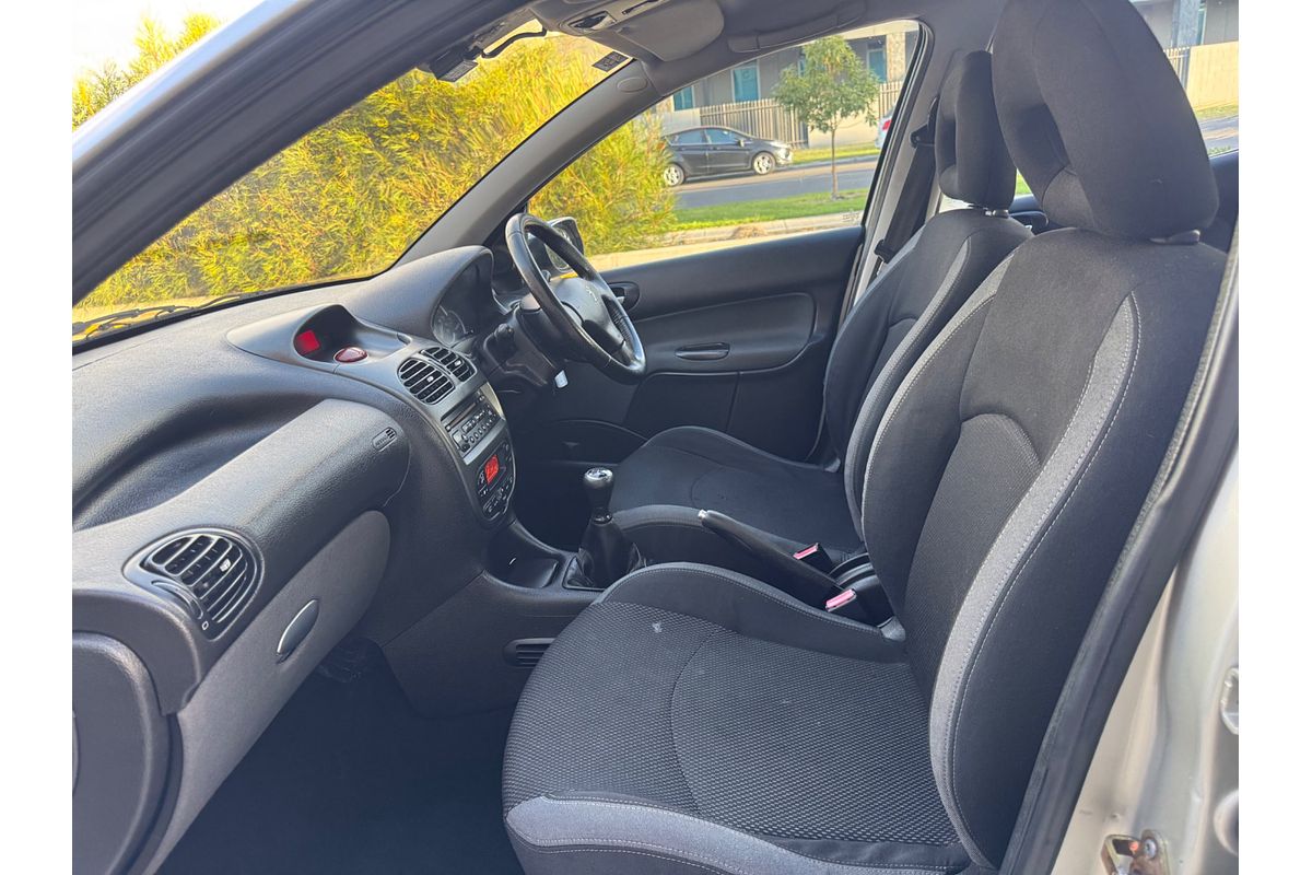 2007 Peugeot 206 C T1