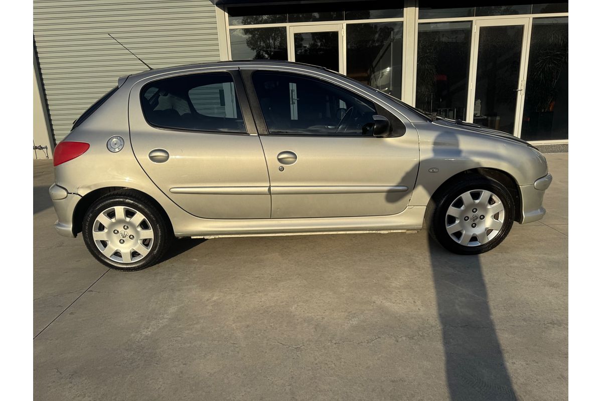 2007 Peugeot 206 C T1