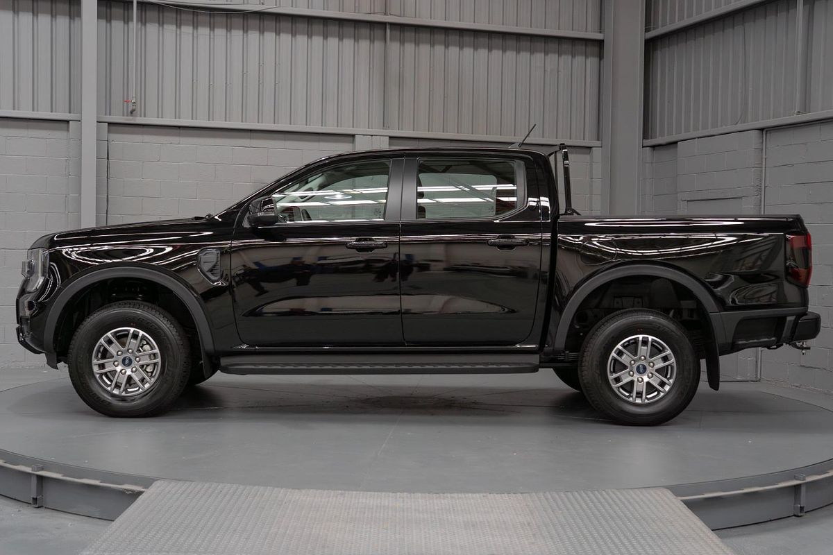 2024 Ford Ranger XLS 4X4