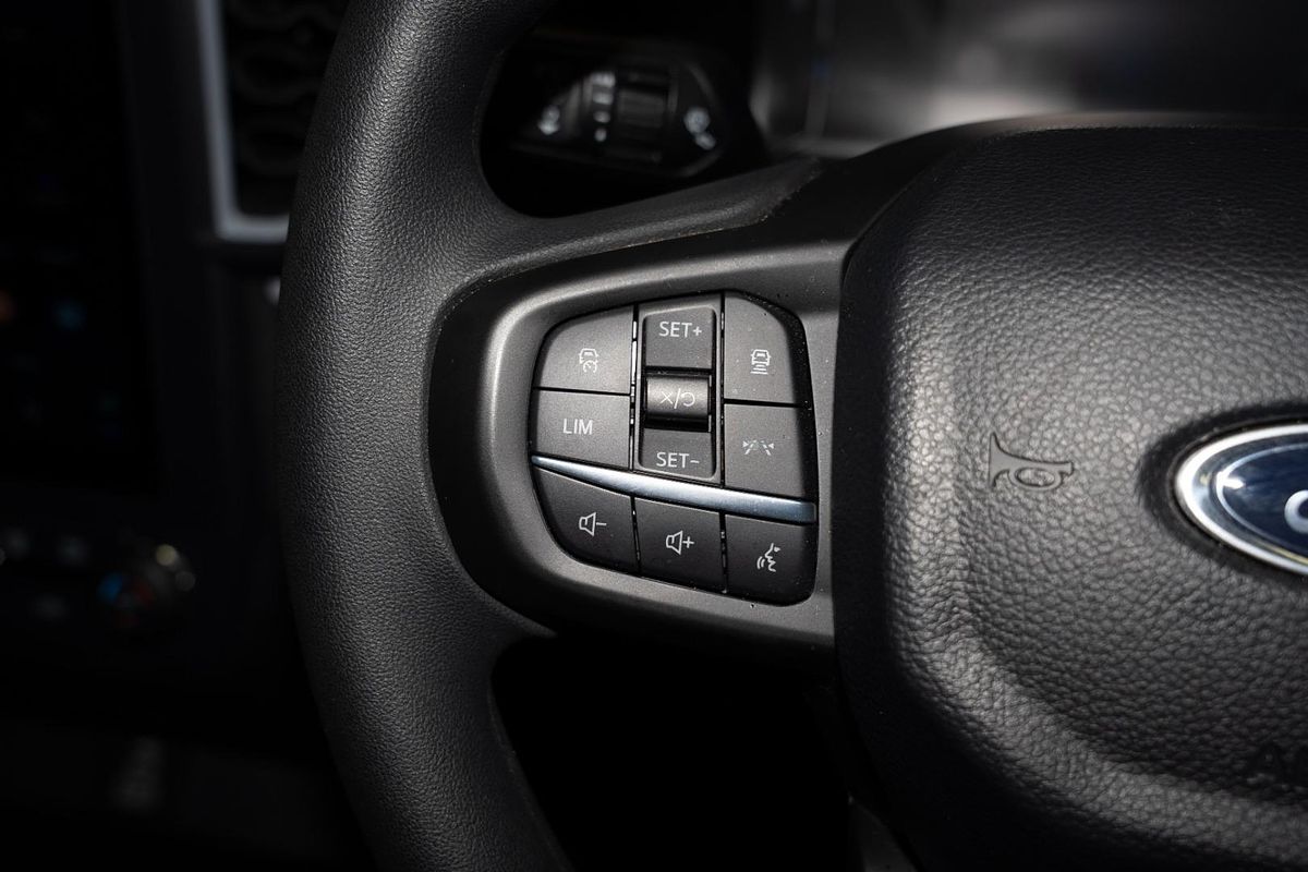 2024 Ford Ranger XLS 4X4