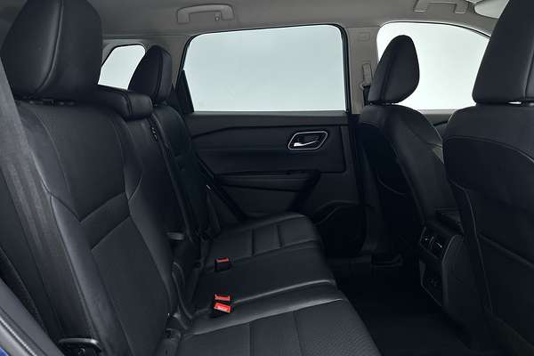 2023 Nissan X-TRAIL ST-L T33