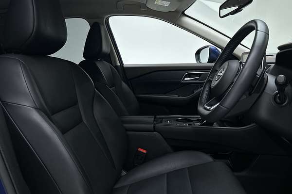 2023 Nissan X-TRAIL ST-L T33