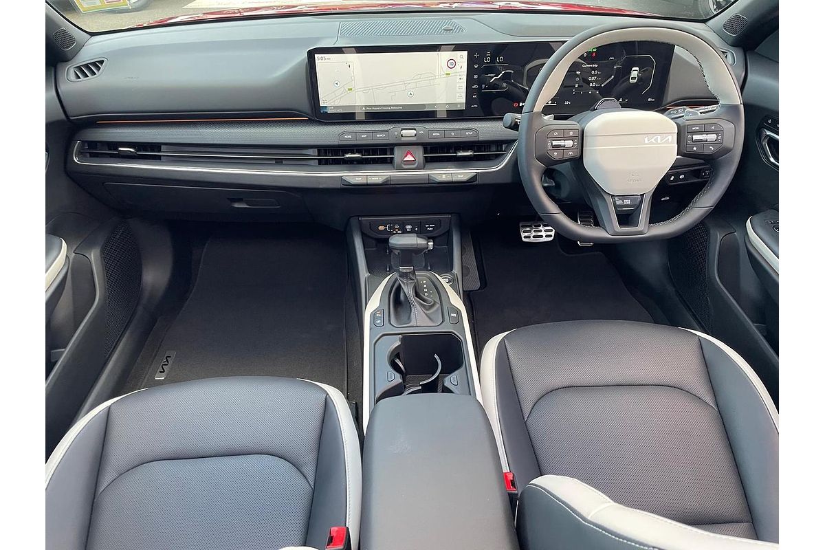 2025 Kia K4 GT-Line CL4m