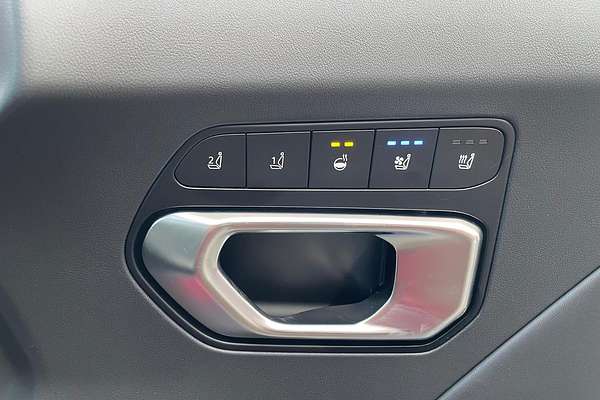 2025 Kia K4 GT-Line CL4m
