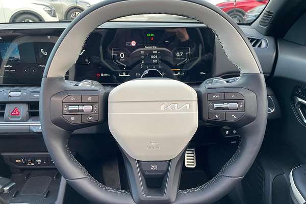 2025 Kia K4 GT-Line CL4m
