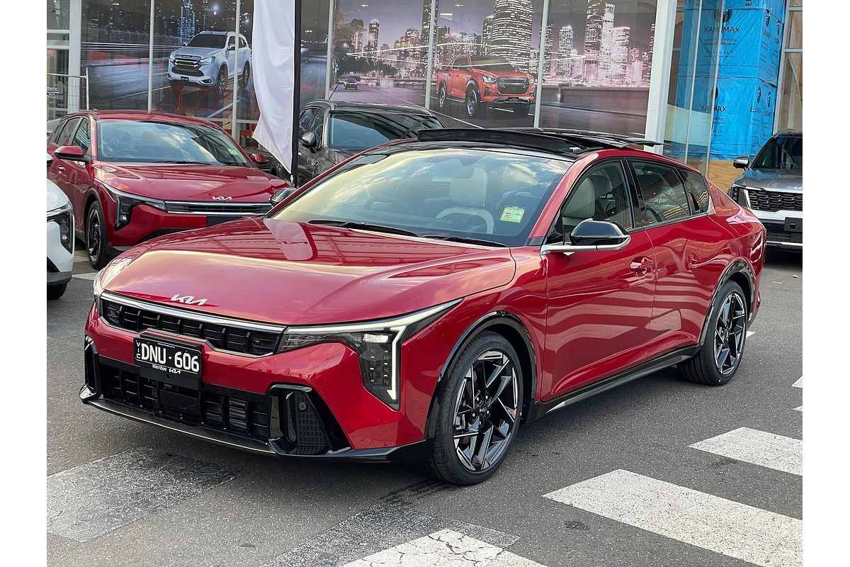 2025 Kia K4 GT-Line CL4m