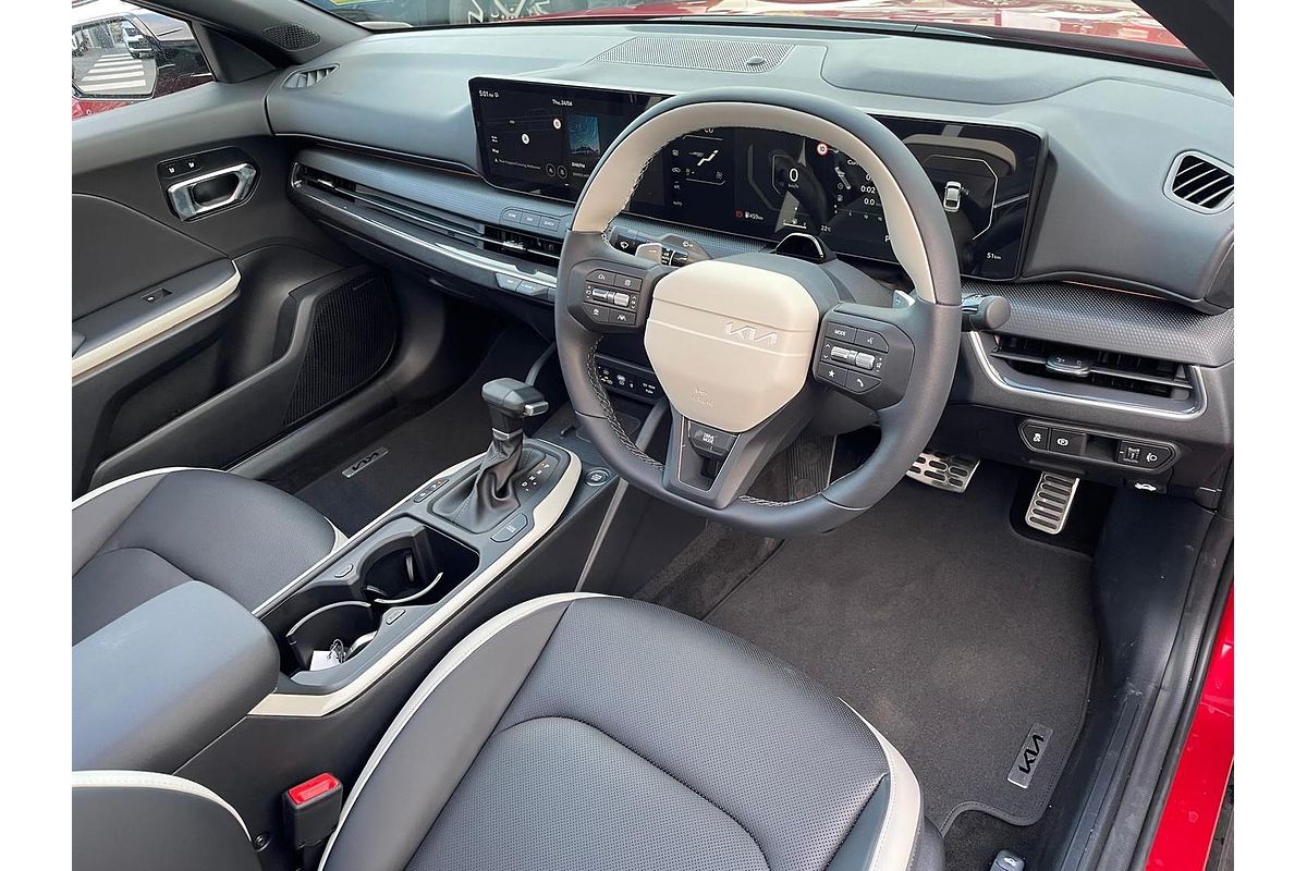 2025 Kia K4 GT-Line CL4m