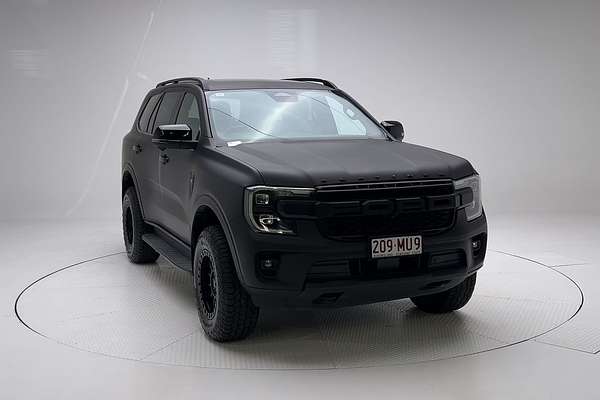 2022 Ford Everest Platinum