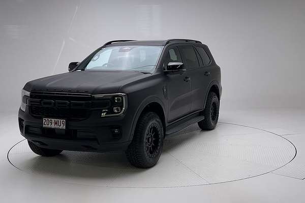2022 Ford Everest Platinum