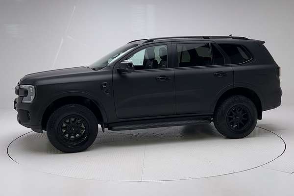 2022 Ford Everest Platinum