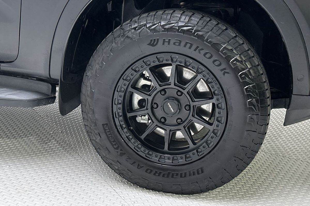 2022 Ford Everest Platinum