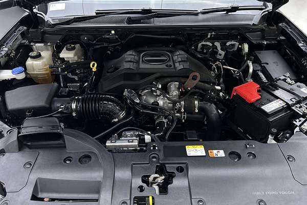 2022 Ford Everest Platinum