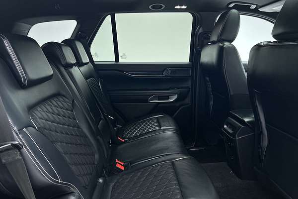 2022 Ford Everest Platinum