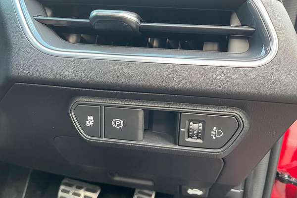 2025 Kia K4 GT-Line CL4m
